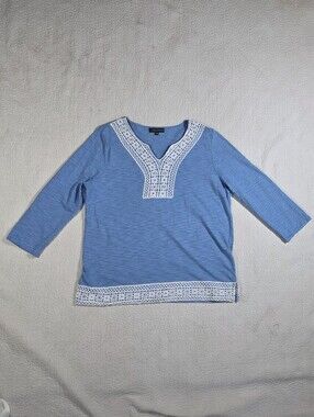 Classic Edition Blue Embroidered Lace Trim 3/4 sleeve V-neck top